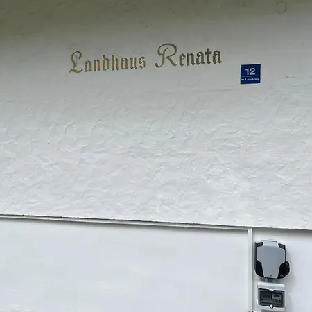 Renata *